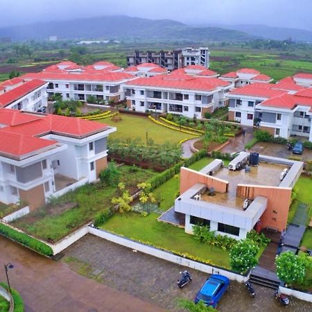 Mizzle Apartment โลนาวาลา ภายนอก รูปภาพ