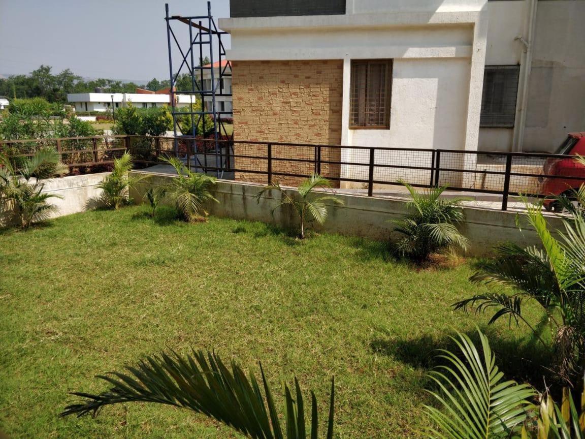 Mizzle Apartment โลนาวาลา ภายนอก รูปภาพ