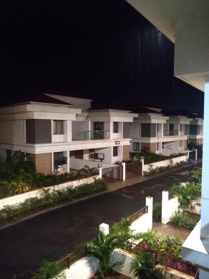 Mizzle Apartment โลนาวาลา ภายนอก รูปภาพ