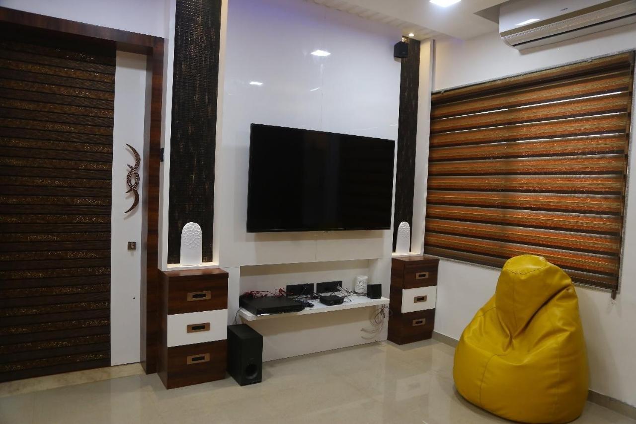 Mizzle Apartment โลนาวาลา ภายนอก รูปภาพ