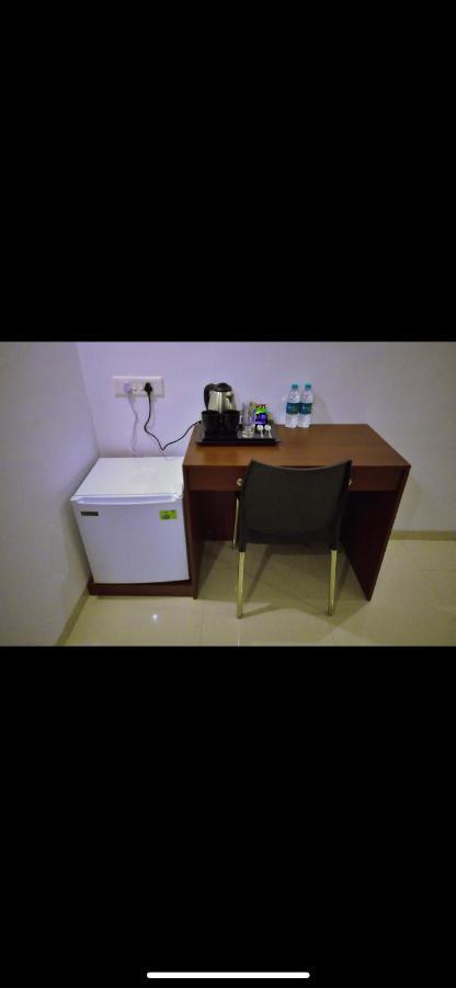 Mizzle Apartment โลนาวาลา ภายนอก รูปภาพ